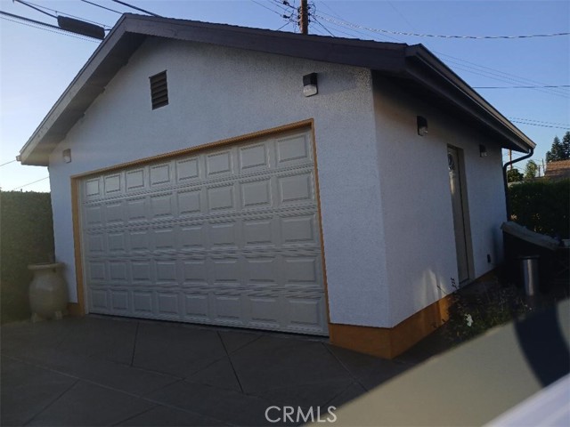 Image 8 of 13 For 307 Broadacres Avenue