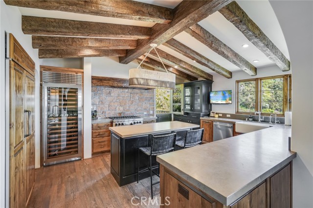 Detail Gallery Image 14 of 43 For 715 Mystic Way, Laguna Beach,  CA 92651 - 4 Beds | 4/1 Baths