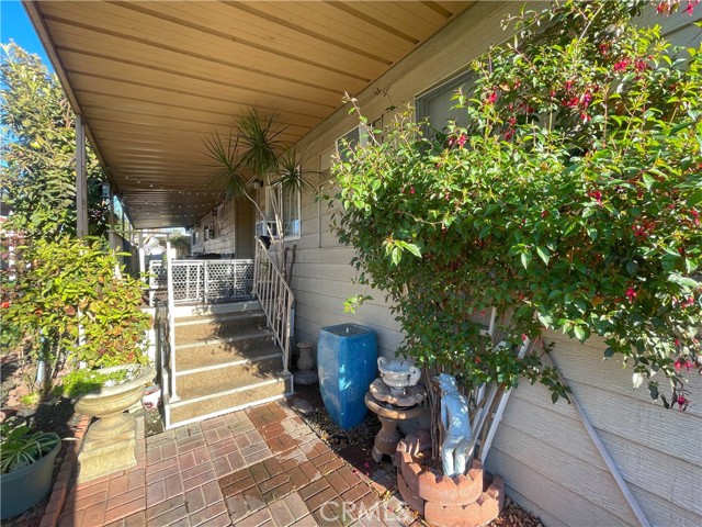 Detail Gallery Image 6 of 30 For 1616 S Euclid St #20,  Anaheim,  CA 92802 - 4 Beds | 2 Baths