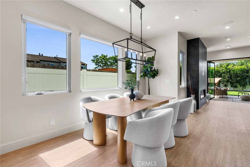 3887adb6 8c38 4576 93bc D7cc6d5ffb5c