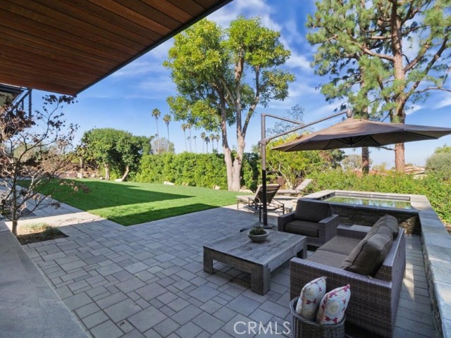 1560 Granvia Altamira, Palos Verdes Estates, California 90274, 5 Bedrooms Bedrooms, ,4 BathroomsBathrooms,Residential,Sold,Granvia Altamira,PV22011175