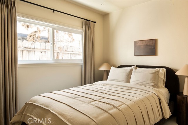 Detail Gallery Image 13 of 17 For 13025 Roselle Ave #4,  Hawthorne,  CA 90250 - 2 Beds | 1 Baths