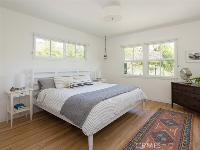 Great light in this bedroom