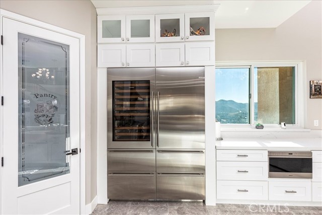 Detail Gallery Image 11 of 74 For 38000 via Vista Grande, Murrieta,  CA 92562 - 5 Beds | 5/2 Baths