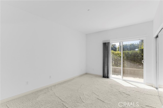 4424 Whitsett Avenue, 110 photo 20
