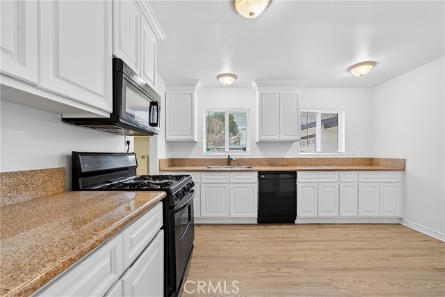 Detail Gallery Image 12 of 36 For 1329 Indian Sage, Lancaster,  CA 93534 - 3 Beds | 2 Baths