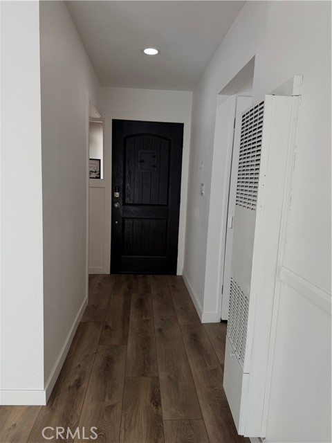 Detail Gallery Image 5 of 38 For 1720 Elsinore Cir, Oxnard,  CA 93035 - 3 Beds | 2 Baths