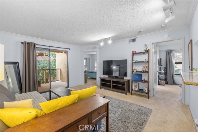 Detail Gallery Image 7 of 36 For 10655 Lemon Ave, Rancho Cucamonga,  CA 91737 - 2 Beds | 1 Baths