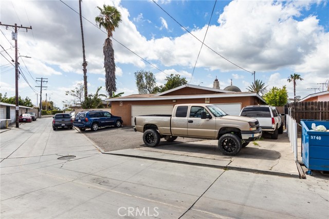 1222 N Placentia Avenue, Anaheim CA: https://media.crmls.org/medias/388ab0b3-0141-403c-8af1-aa3fb786a04c.jpg
