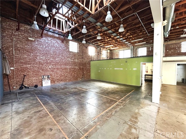 412 E 4th Street, Long Beach, California 90802, ,Commercial Lease,For Rent,412 E 4th Street,CRPW25066921