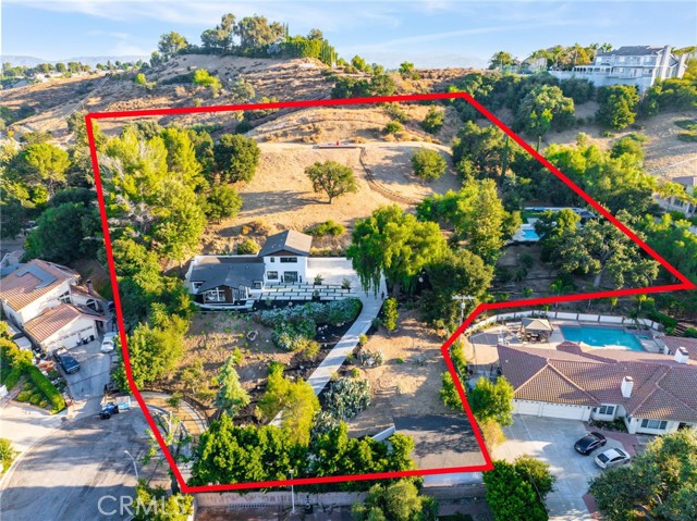 9425 Gierson Avenue, Chatsworth CA: https://media.crmls.org/medias/388b8dca-65e0-441b-8253-256e0c6ac3fe.jpg