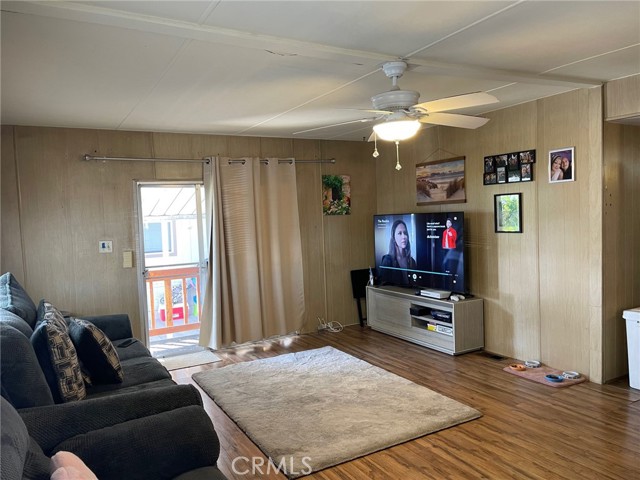 Detail Gallery Image 3 of 16 For 8111 Stanford, Garden Grove,  CA 92841 - 2 Beds | 1 Baths