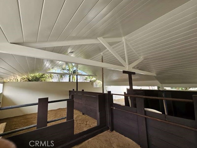 Detail Gallery Image 16 of 55 For 1305 W Riverside, Burbank,  CA 91506 - 4 Beds | 2 Baths