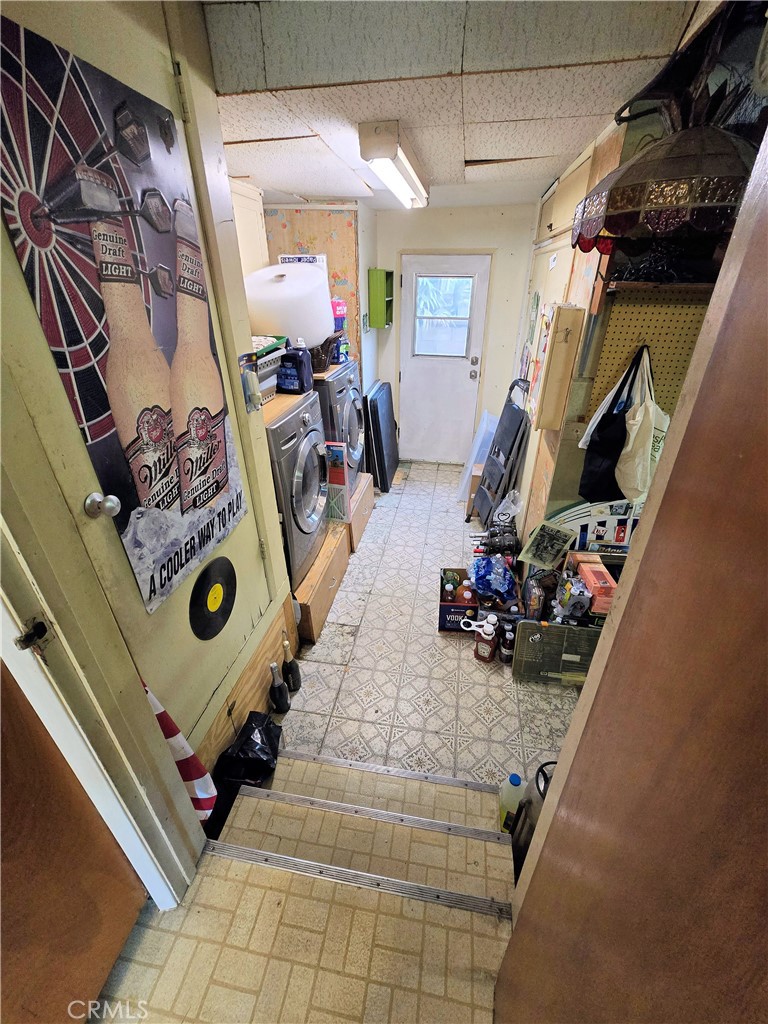 https://media.crmls.org/medias/388cff8e-7357-476e-a035-972f9e1b36e1.jpg?preset=X-Large