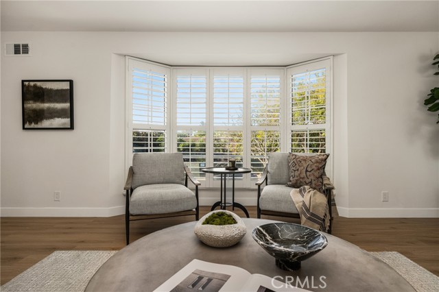 Detail Gallery Image 7 of 35 For 3803 Monteith Dr, View Park,  CA 90043 - 5 Beds | 4 Baths