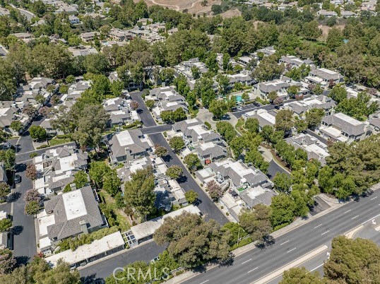 23957 Arroyo Park Drive, Valencia CA: https://media.crmls.org/medias/388d7880-6812-4e85-8b0d-6bf875d6bffb.jpg