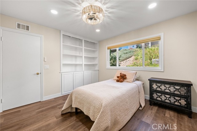 Detail Gallery Image 39 of 57 For 325 Heather Pl, Laguna Beach,  CA 92651 - 3 Beds | 2 Baths