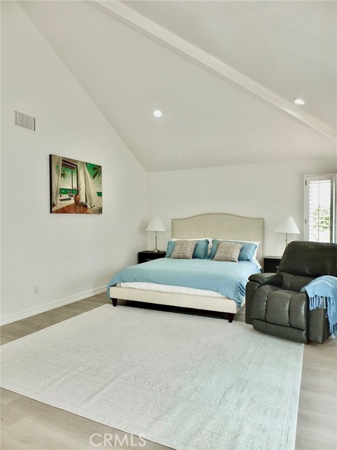 6225 Napoli Court, Long Beach CA: https://media.crmls.org/medias/388e5e90-f958-4e4d-bf69-5026ac7b96a6.jpg