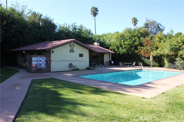 Detail Gallery Image 10 of 11 For 601 E Palm Ave, Redlands,  CA 92374 - 3 Beds | 2 Baths