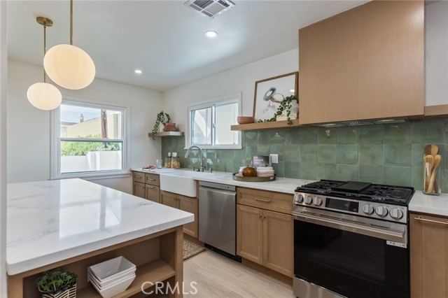 Detail Gallery Image 14 of 35 For 21625 Bernice Ave, Torrance,  CA 90503 - 3 Beds | 2 Baths