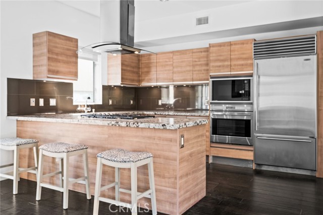 Detail Gallery Image 6 of 49 For 3119 via Dolce #107,  Marina Del Rey,  CA 90292 - 3 Beds | 2 Baths