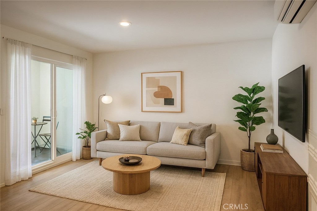 251 N Oakland Ave #5