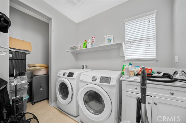 Detail Gallery Image 36 of 38 For 17185 Guarda Dr, Chino Hills,  CA 91709 - 4 Beds | 3/1 Baths