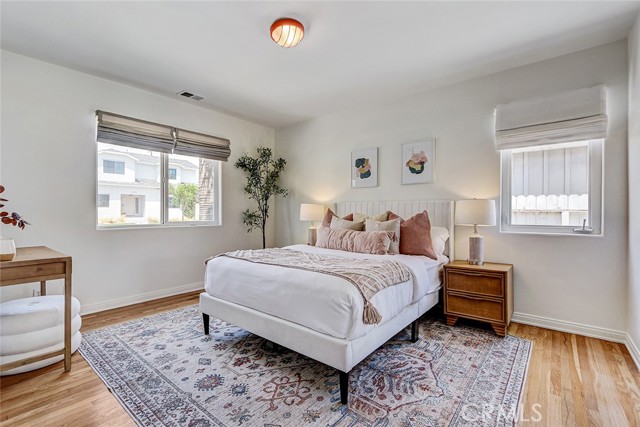 1904 Harkness, Manhattan Beach, California 90266, 5 Bedrooms Bedrooms, 0 ,2 BathroomsBathrooms,Residential,For Sale,Harkness,0,SB26134116