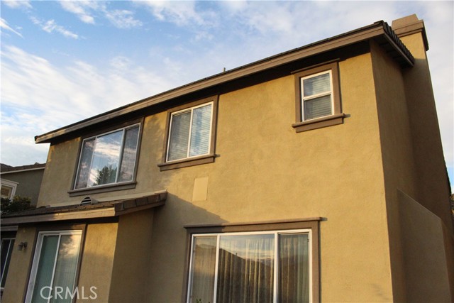 Detail Gallery Image 2 of 26 For 656 Gardenia Dr, Azusa,  CA 91702 - 5 Beds | 4/1 Baths