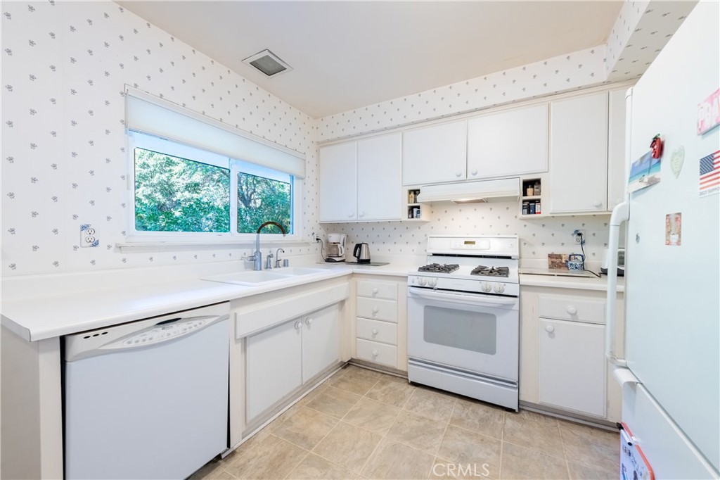 MLS #SR25269137 image #6