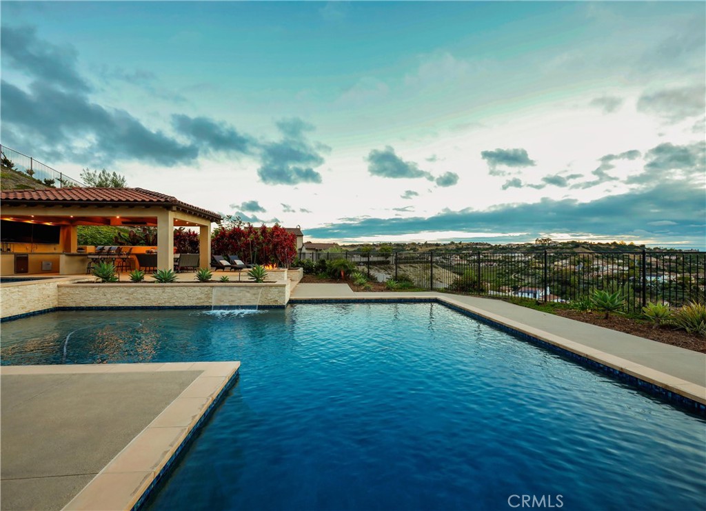 8461 Hinterland Drive - photo 6