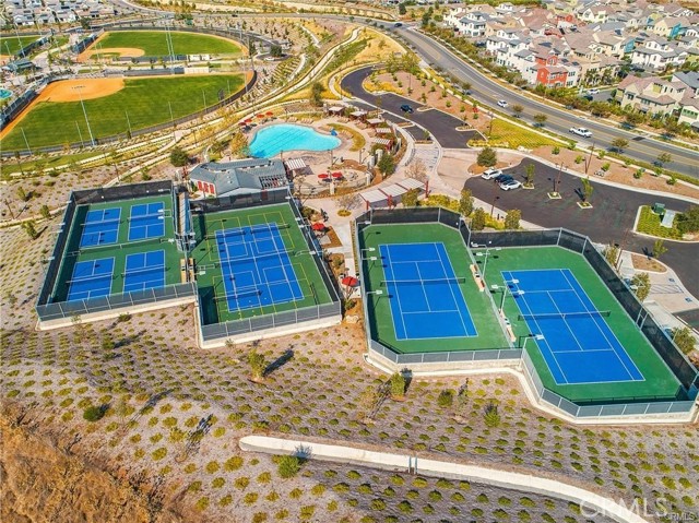 28 Sembrio Street, Rancho Mission Viejo CA: https://media.crmls.org/medias/3895cbbb-400d-4a44-a530-dec22b710bf6.jpg