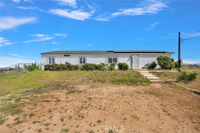 Detail Gallery Image 4 of 60 For 5332 Sundown Dr, Phelan,  CA 92371 - 4 Beds | 3 Baths