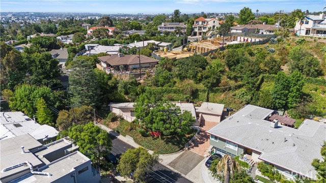 Detail Gallery Image 29 of 36 For 2869 Anchor Ave, Los Angeles,  CA 90064 - 3 Beds | 2 Baths