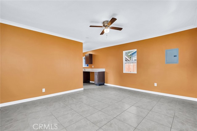 Detail Gallery Image 19 of 38 For 2146 E Lucien, Compton,  CA 90222 - 3 Beds | 2 Baths