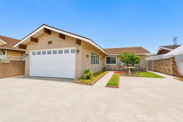 2332 Silverbay photo 4