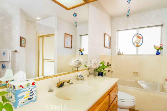 2014 Gates Avenue, Redondo Beach, California 90278, 4 Bedrooms Bedrooms, ,2 BathroomsBathrooms,Residential,Sold,Gates,SB15103097 2014 Gates Avenue, Redondo Beach, California 90278, 4 Bedrooms Bedrooms, ,2 BathroomsBathrooms,Residential,Sold,Gates,SB15103097