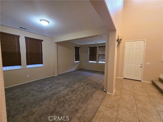 Detail Gallery Image 5 of 16 For 1480 Bedford Ct, Beaumont,  CA 92223 - 5 Beds | 3 Baths