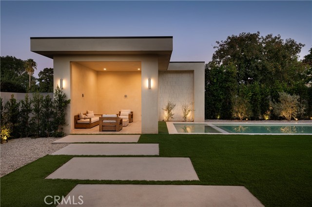 Detail Gallery Image 35 of 37 For 4824 Calhoun, Sherman Oaks,  CA 91423 - 5 Beds | 5 Baths
