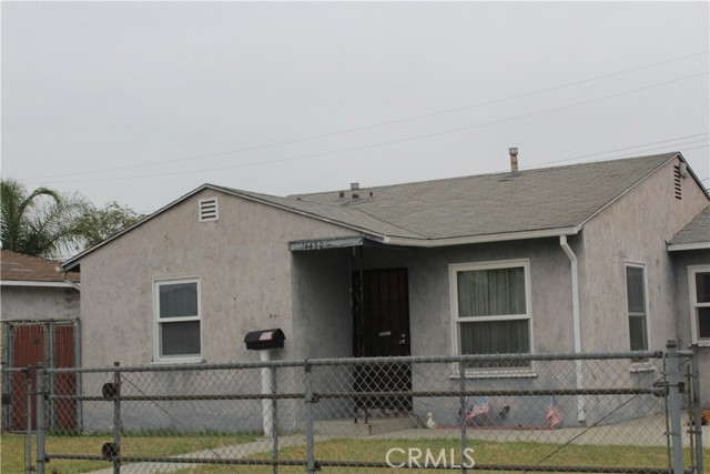 14430 Dinard Avenue, Norwalk CA: https://media.crmls.org/medias/38990776-64cc-4bba-9f1f-3fb12cdb92a0.jpg