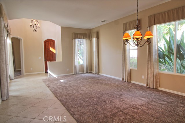 Detail Gallery Image 4 of 31 For 23952 Four Corners, Corona,  CA 92883 - 2 Beds | 2/1 Baths