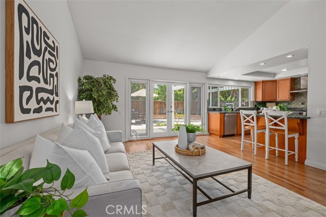 26536 Morena Drive, Mission Viejo CA: https://media.crmls.org/medias/389a6993-94df-4de8-9640-99c1494ae778.jpg