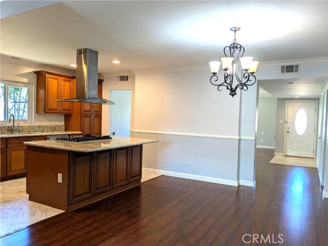509 Cedar Crest Avenue, Claremont CA: https://media.crmls.org/medias/389ad595-a507-4757-bf52-0e69331aba58.jpg