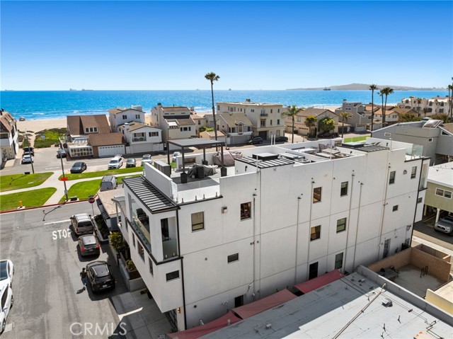 16891 11th Street, Sunset Beach CA: https://media.crmls.org/medias/389d27bb-7d8a-46df-aabc-2819de670865.jpg