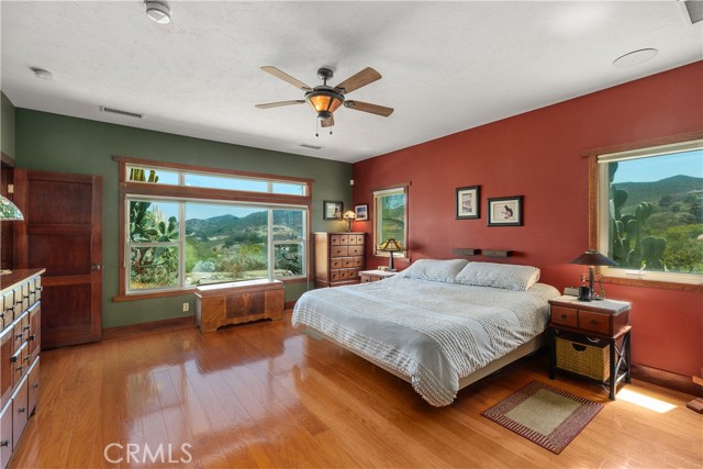 21475 Ridgedale Drive, Lake Mathews CA: https://media.crmls.org/medias/389d3ba3-b75b-4b7d-8121-0325360b0947.jpg