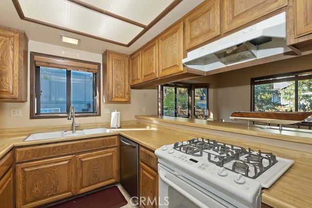 Detail Gallery Image 14 of 33 For 843 Maple Ln, Sugarloaf,  CA 92386 - 3 Beds | 2 Baths