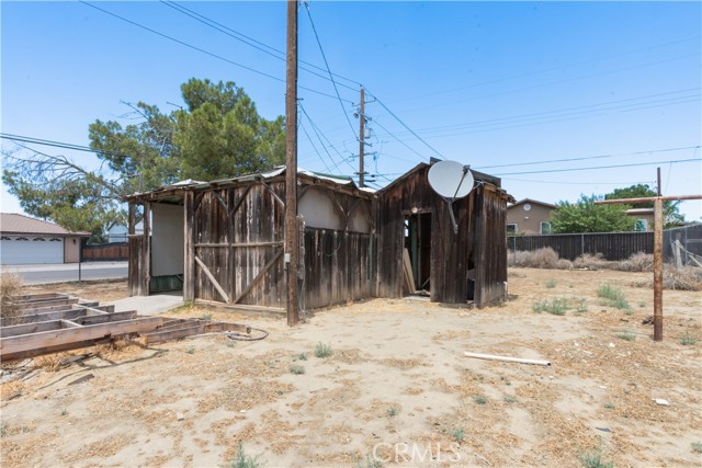 613 S Union Avenue, Avenal CA: https://media.crmls.org/medias/389db810-a1db-4874-be39-b8965edb36b4.jpg