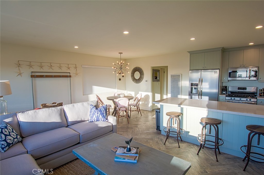 3116 Hermosa Avenue