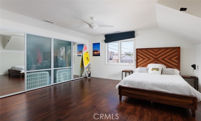 Detail Gallery Image 49 of 69 For 125 Kings Pl, Newport Beach,  CA 92663 - 5 Beds | 6/1 Baths
