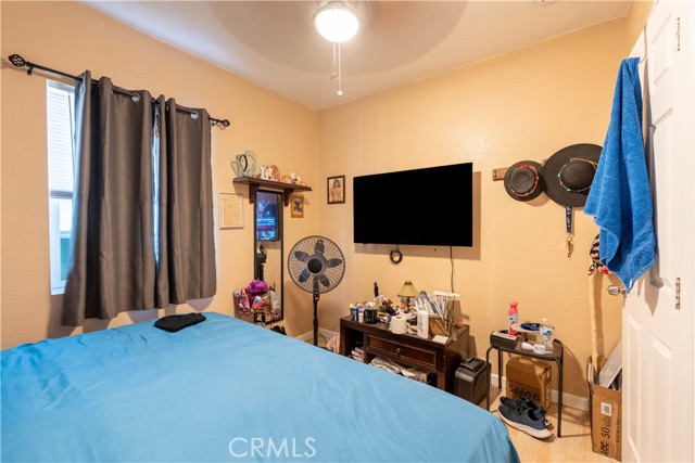 Detail Gallery Image 14 of 26 For 113 E White St, Barstow,  CA 92311 - – Beds | – Baths